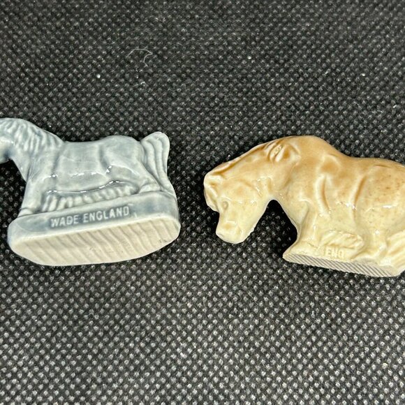 Wade "Whimsies" miniature figurines - Picture 3 of 3